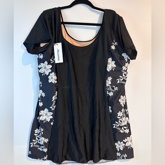 ECUPPER Plus Size Black & White Floral Swim Dress with Built-In Shorts – Size 4X - Picture 5 of 8